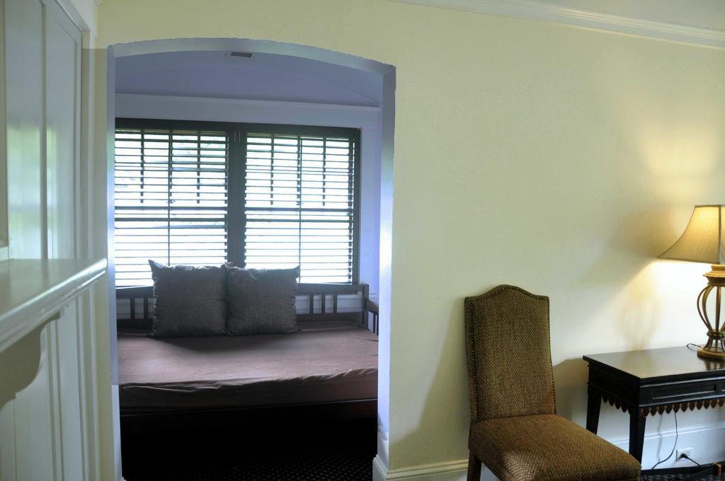 Om Sanctuary Holistic Retreat Hotel Asheville Ngoại thất bức ảnh