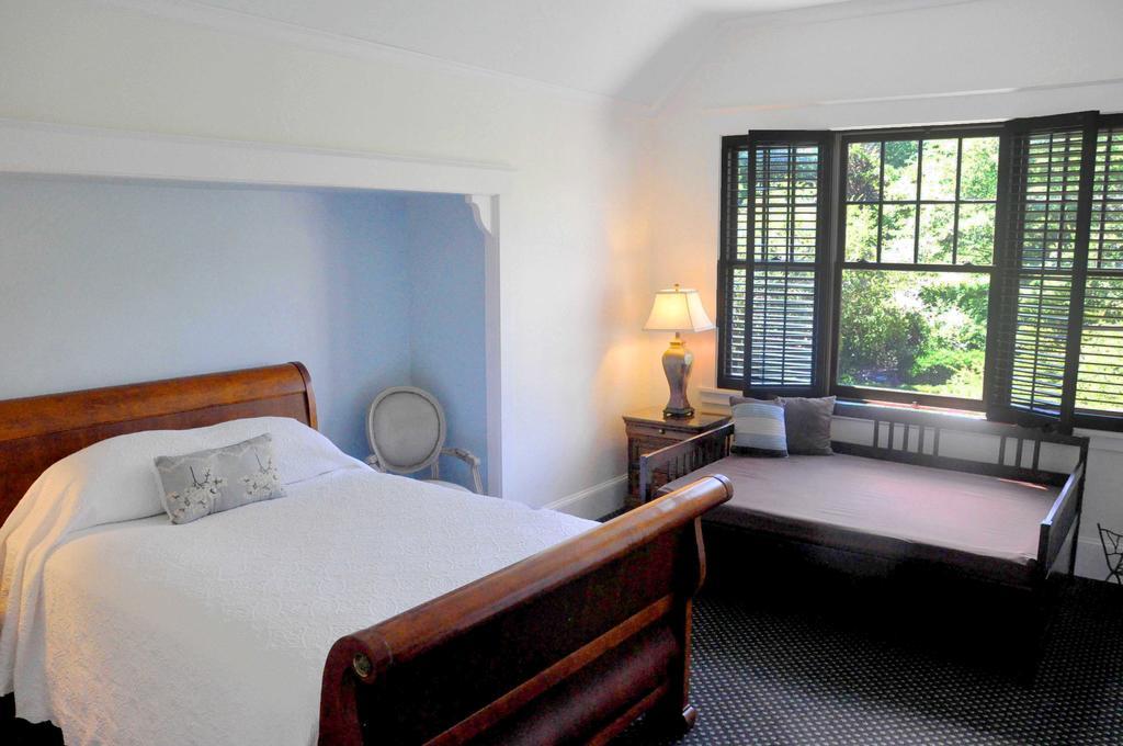 Om Sanctuary Holistic Retreat Hotel Asheville Ngoại thất bức ảnh