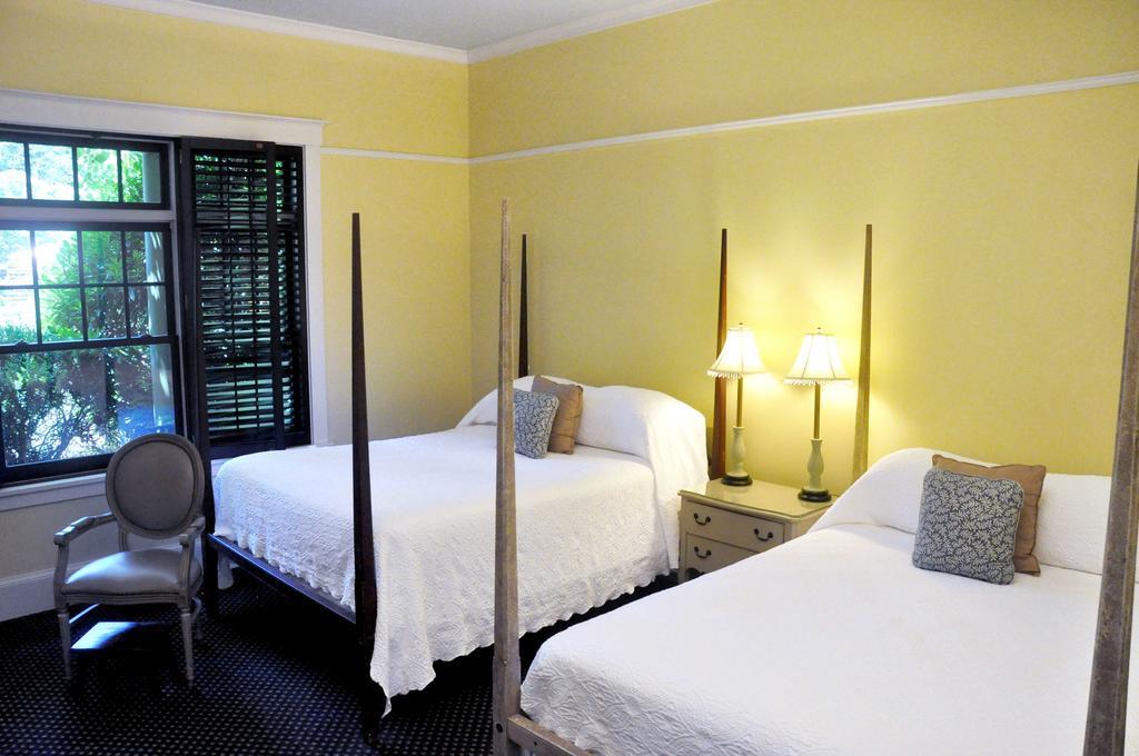 Om Sanctuary Holistic Retreat Hotel Asheville Ngoại thất bức ảnh